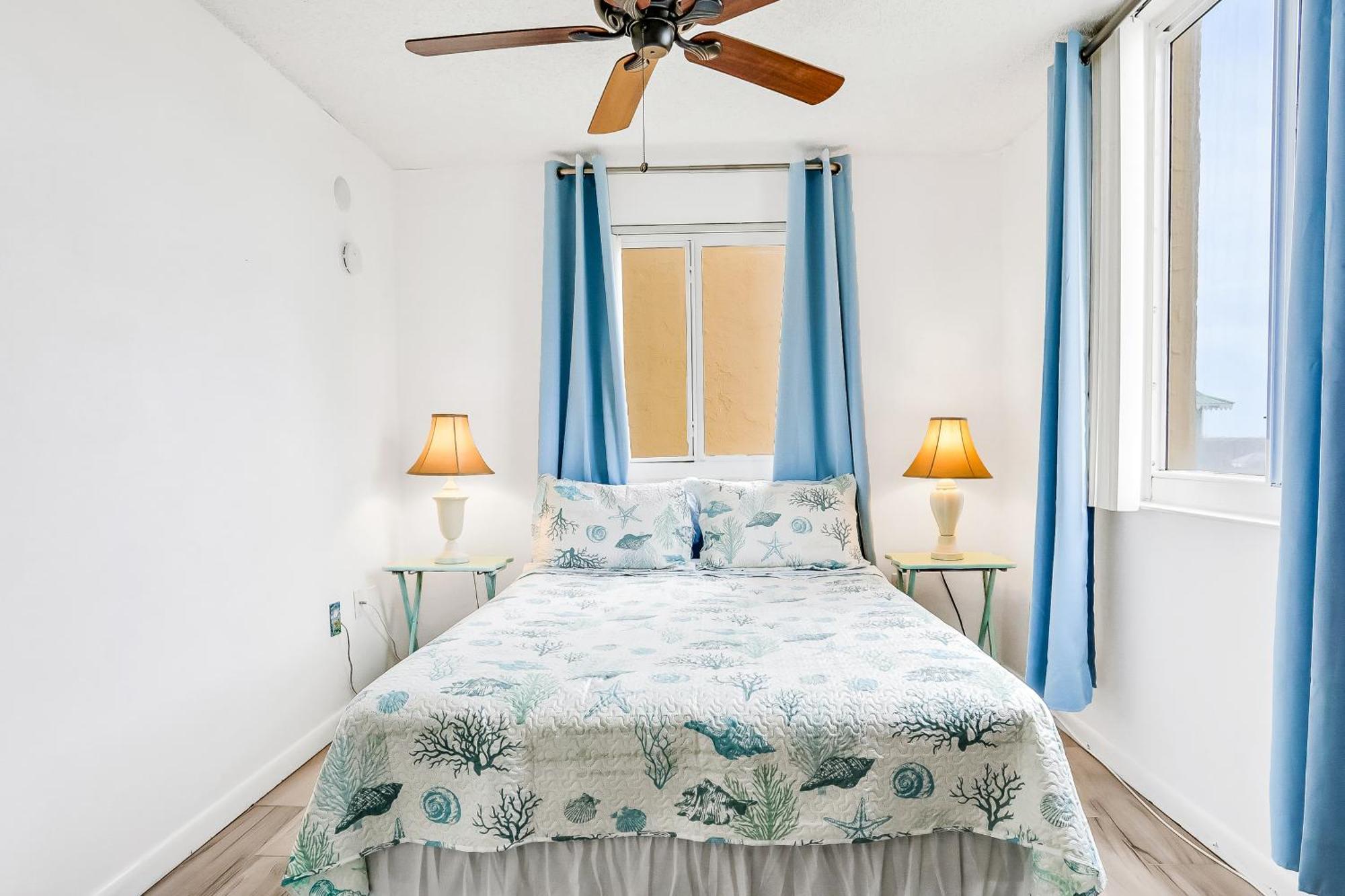 Oceania Plaza & Suites New Smyrna Beach Pokoj fotografie